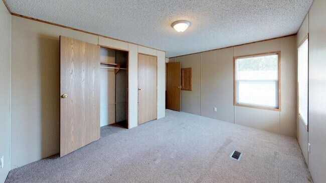 Foto del edificio - 138 American Ave