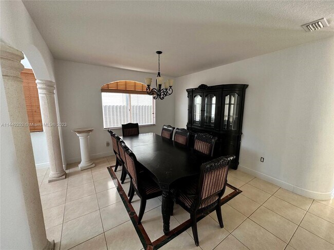 Foto del edificio - 15390 SW 22nd Terrace