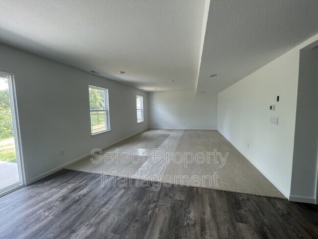 Building Photo - 14633 Andina Trl
