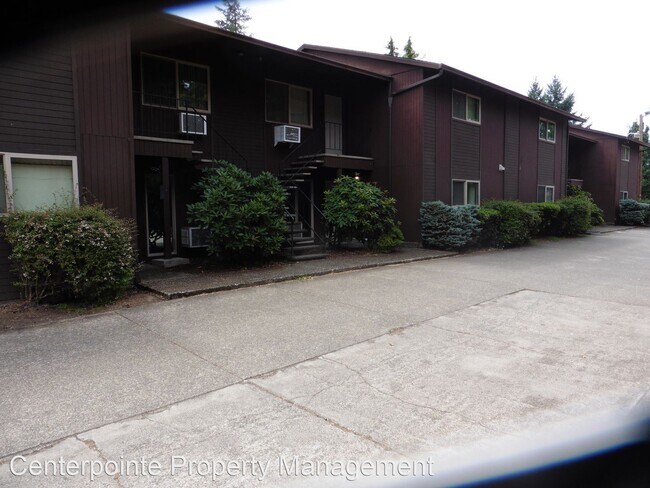 Building Photo - 432 W Umpqua St