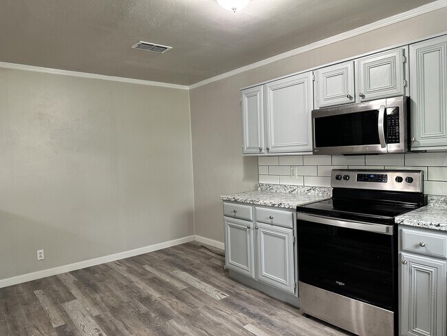 Foto del edificio - 1409 Wolfe City Dr