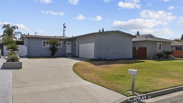 Building Photo - 5040 N Lyman Ave