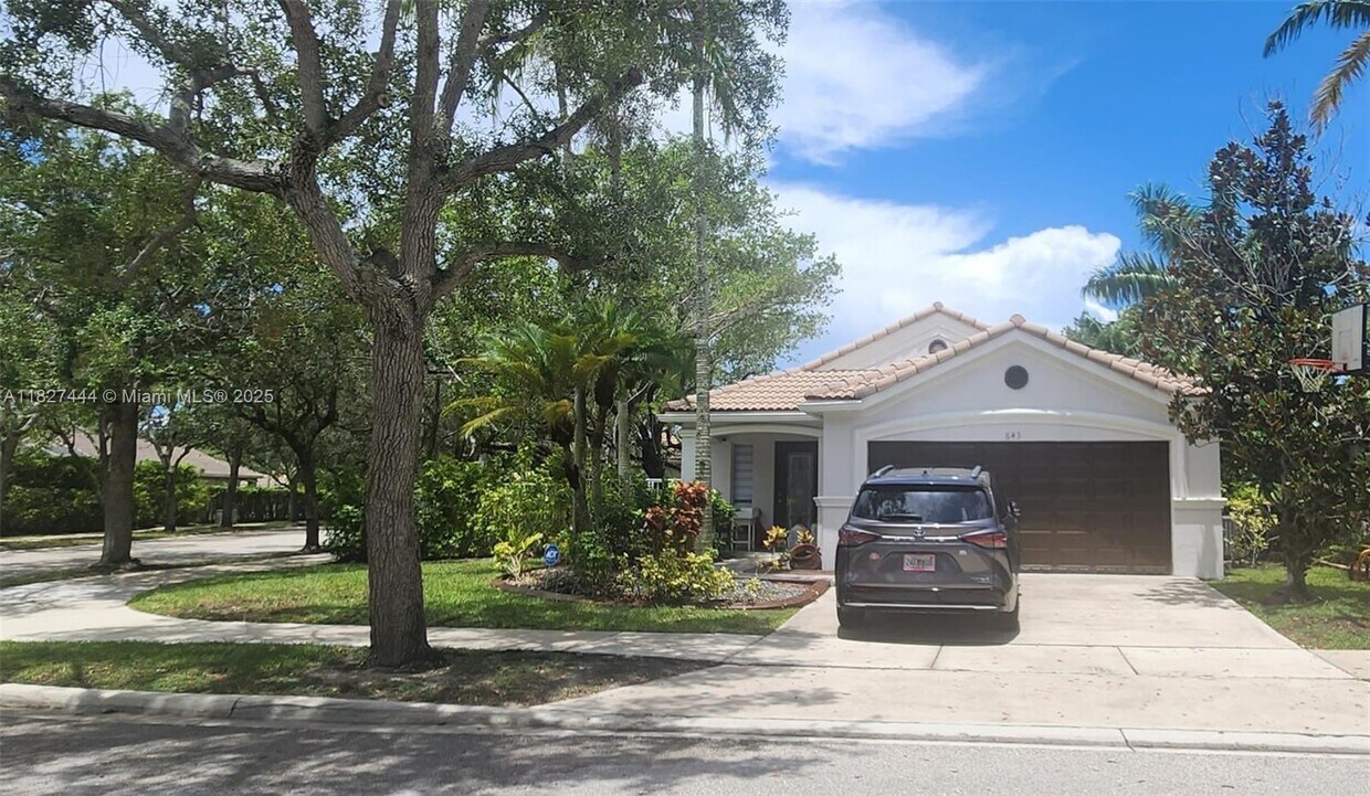 Primary Photo - 643 Conservation Dr
