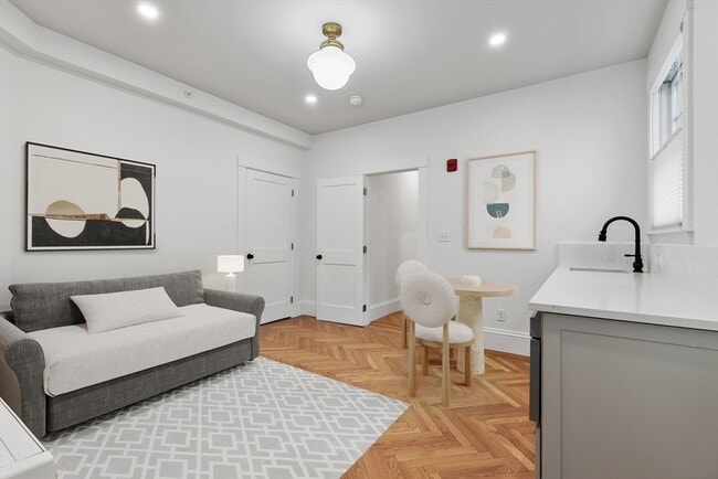 Foto del edificio - 32 Beacon St