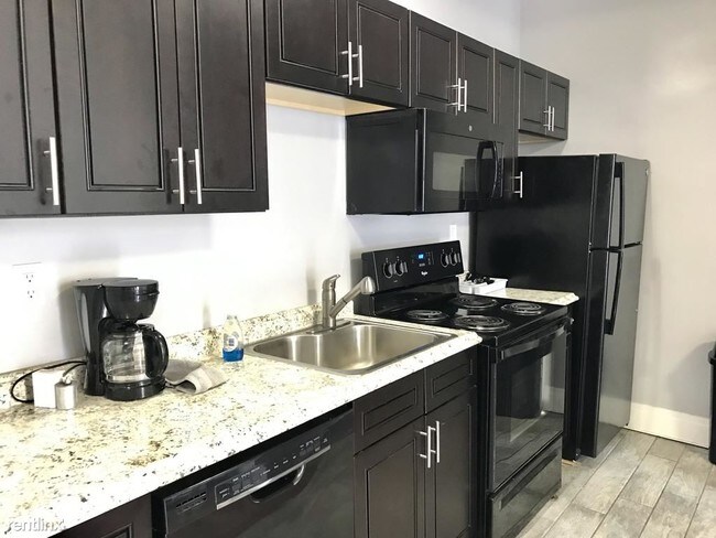 Foto del edificio - 4 br, 2 bath Apartment - 2134 E Carson St