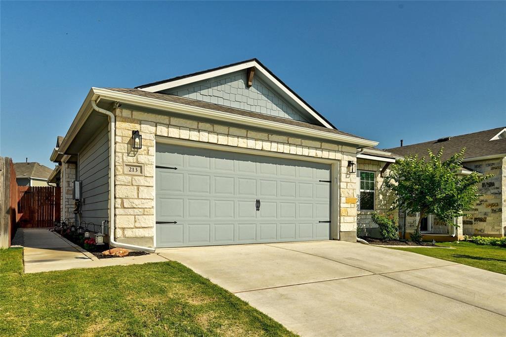 213 Winding Hollow Ln, TX 78628 House for Rent in