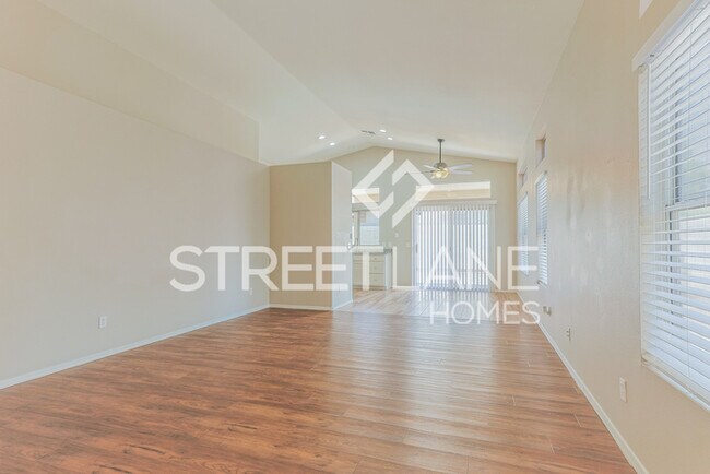Building Photo - Charming 3 Bedroom in Mesa!