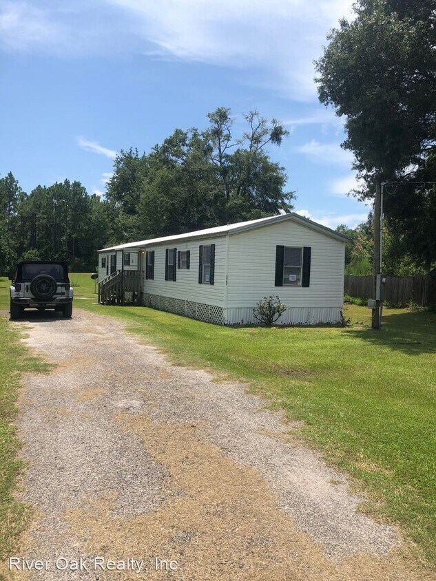 Primary Photo - 3 br, 2 bath House - 5989 Westwood Rd N