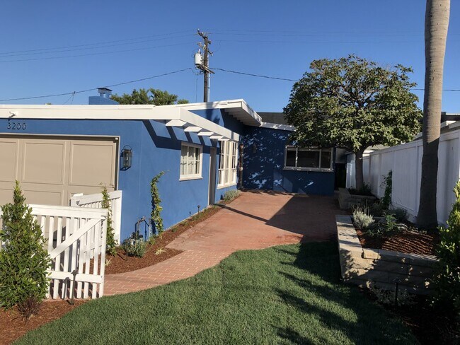 Foto del edificio - 3200 Oak Ave