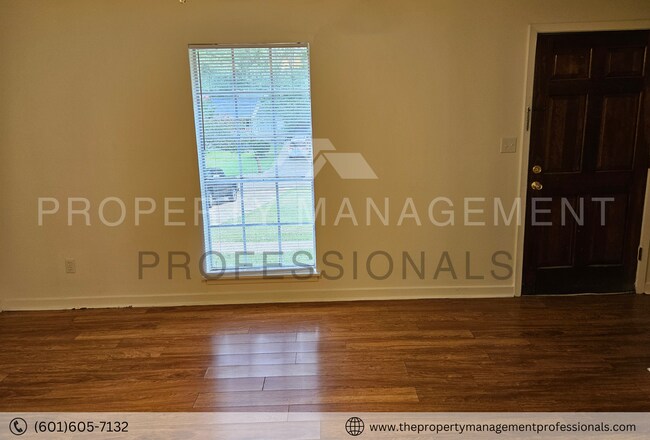 Foto del edificio - 2835 Glen Derry St-
