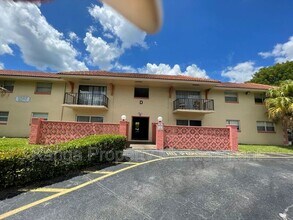 Building Photo - 11605 NW 29th Ct
