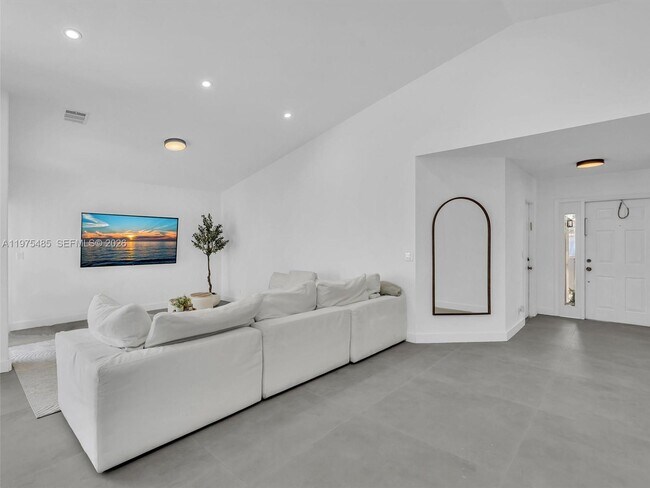 Foto del edificio - 4962 SW 32nd Way