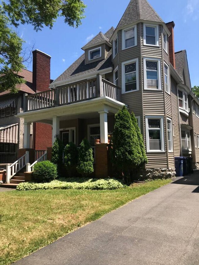447 Richmond Ave Unit First Floor, Buffalo, NY 14222 Apartments in