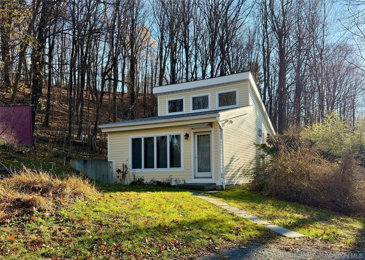 Foto principal - 14 Spring Lake Rd