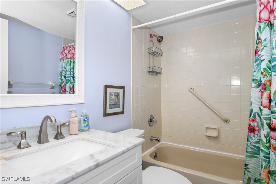 Foto principal - 1590 Trafalgar Ln