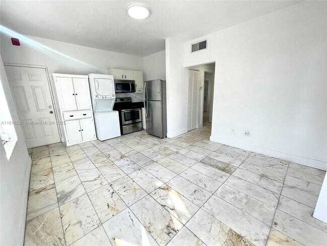 Foto del edificio - 801 8th St