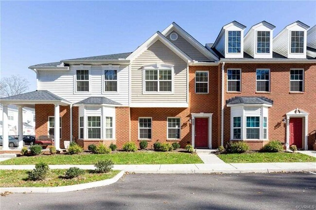 Building Photo - 7348 Pebble Lake Dr