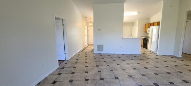 Building Photo - 827 Jarnac Dr