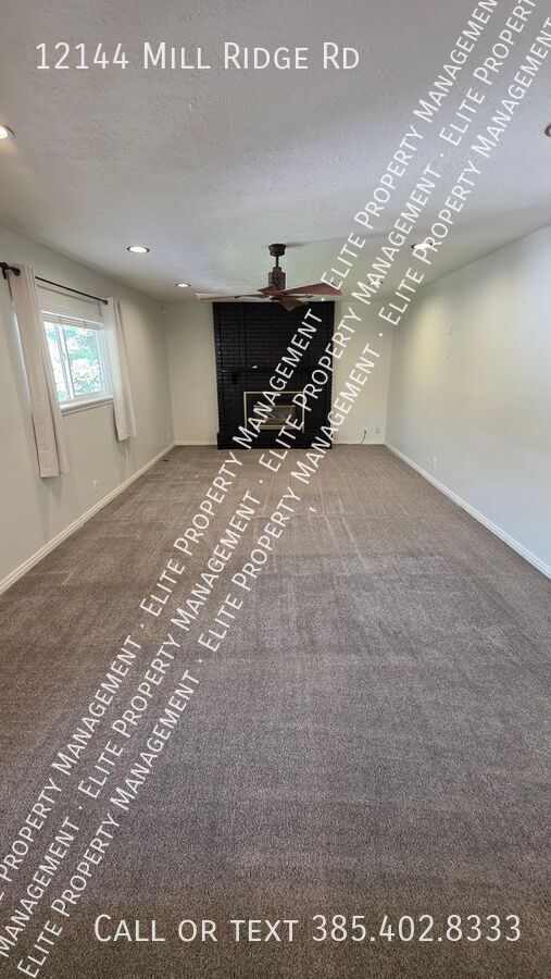 Foto del edificio - 12144 Mill Ridge Rd
