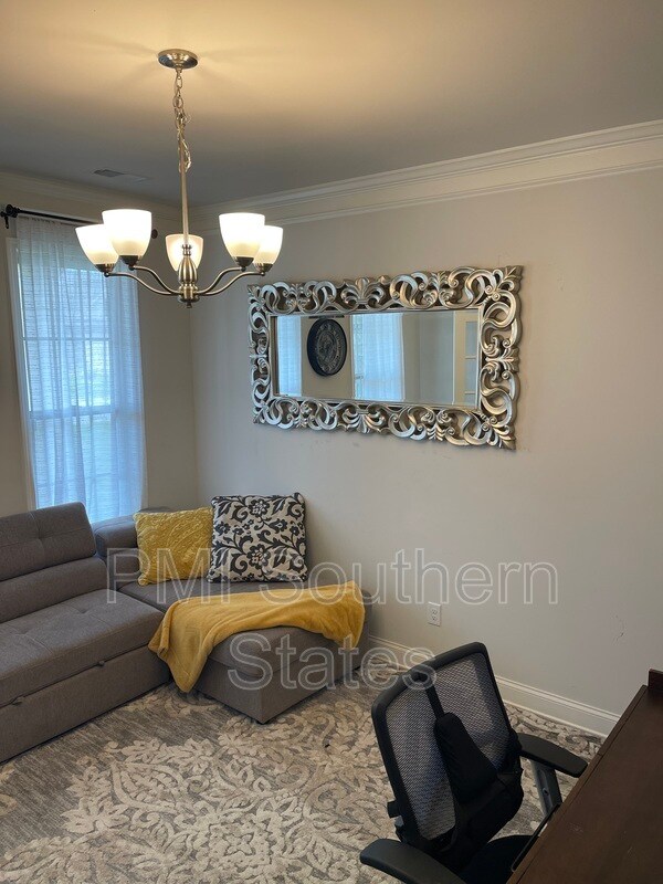 Foto del edificio - 656 Ridgeville Crossing Dr