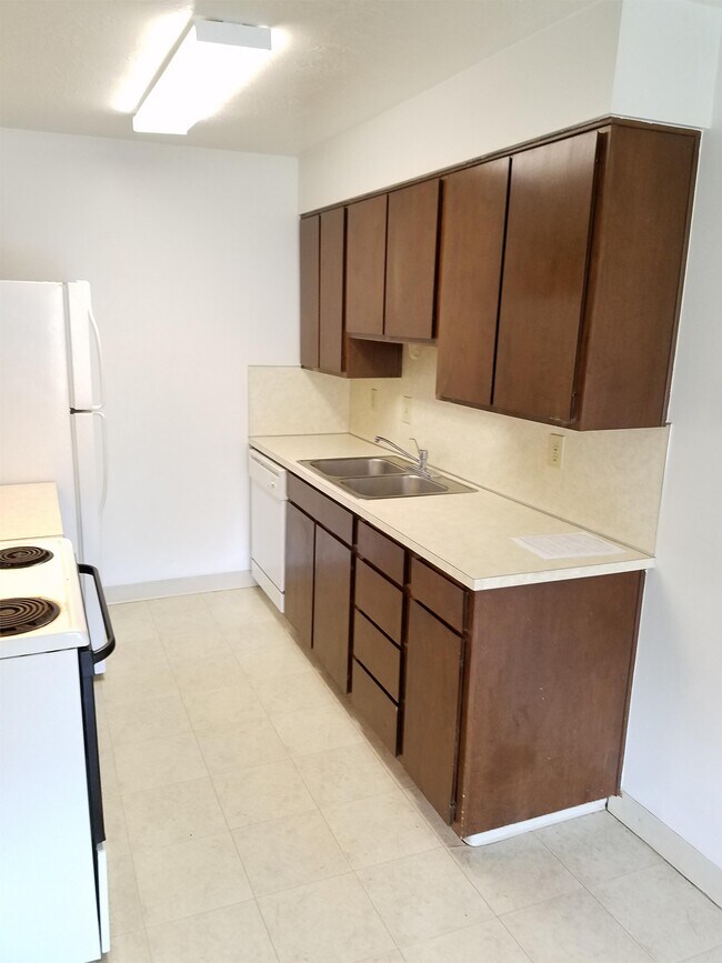 Building Photo - 1419 W 1650 N