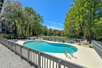 Building Photo - 20800 River Dr