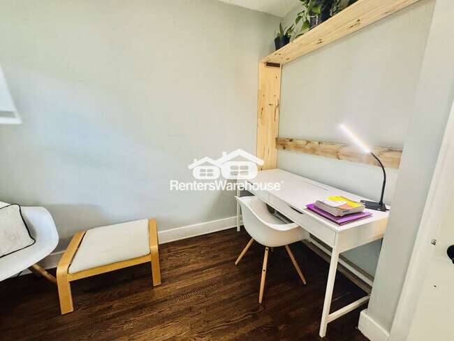 Foto del edificio - 4850 N Bryant Ave