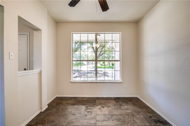 Building Photo - 3772 Top Rock Ln