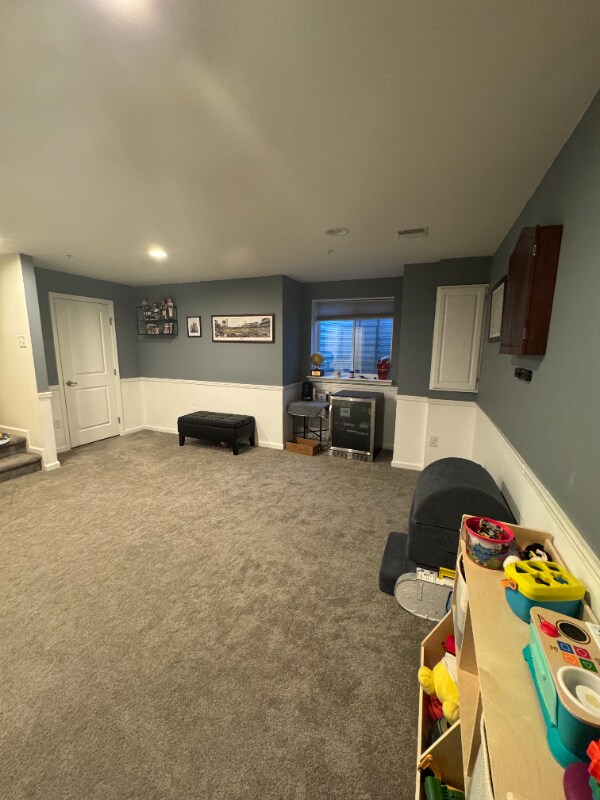 Building Photo - 721 Bender Rd