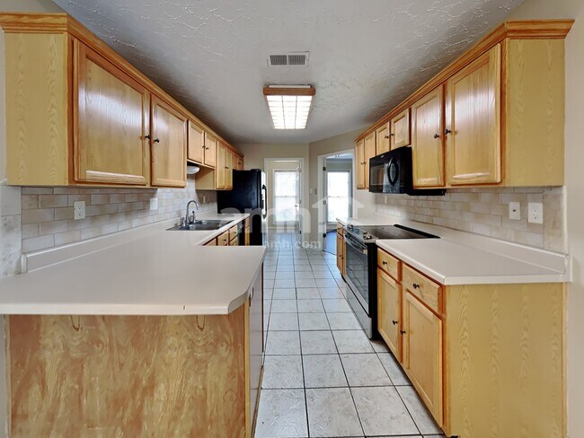 Foto del edificio - 7485 Apple Yard Ln