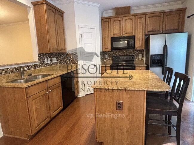 Foto del edificio - 318 Anterbury Dr