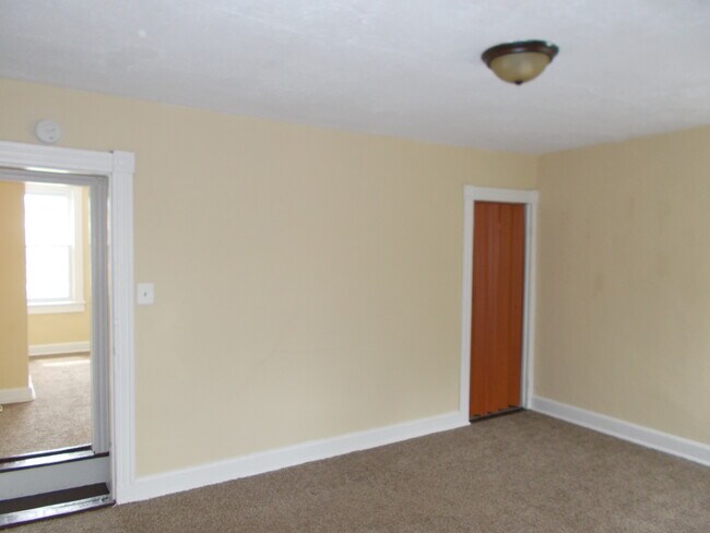 Building Photo - 1606 Elmtree St