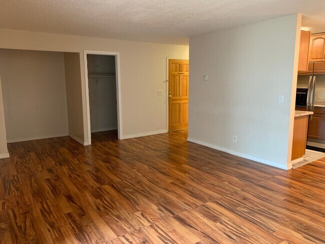 Foto del edificio - 12968 Nicollet Ave