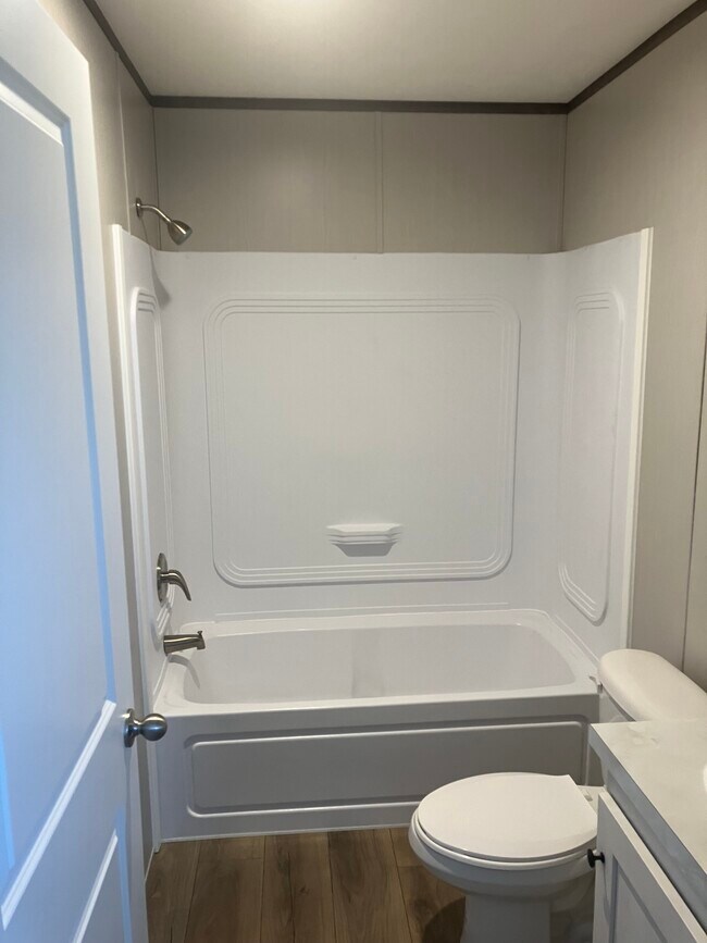 Foto del edificio - 1119 Grubbs Rd