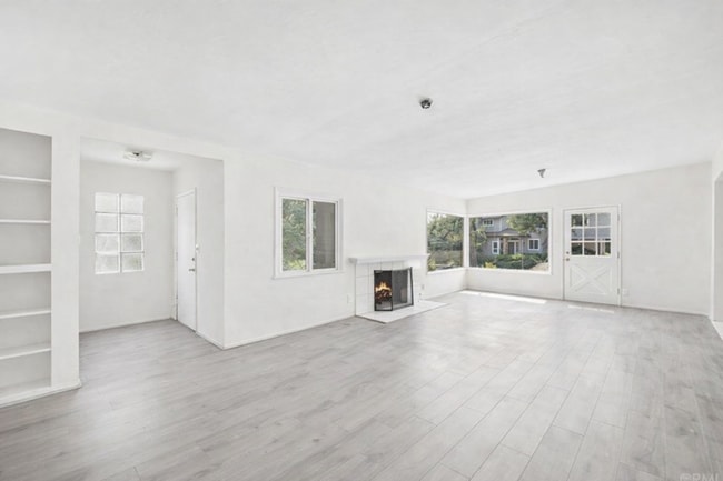 Building Photo - 1300 Dunning Dr