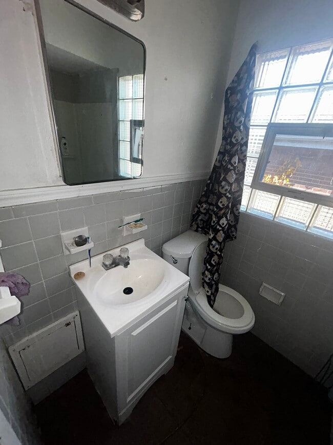 Foto del edificio - 1039 Gimblin St