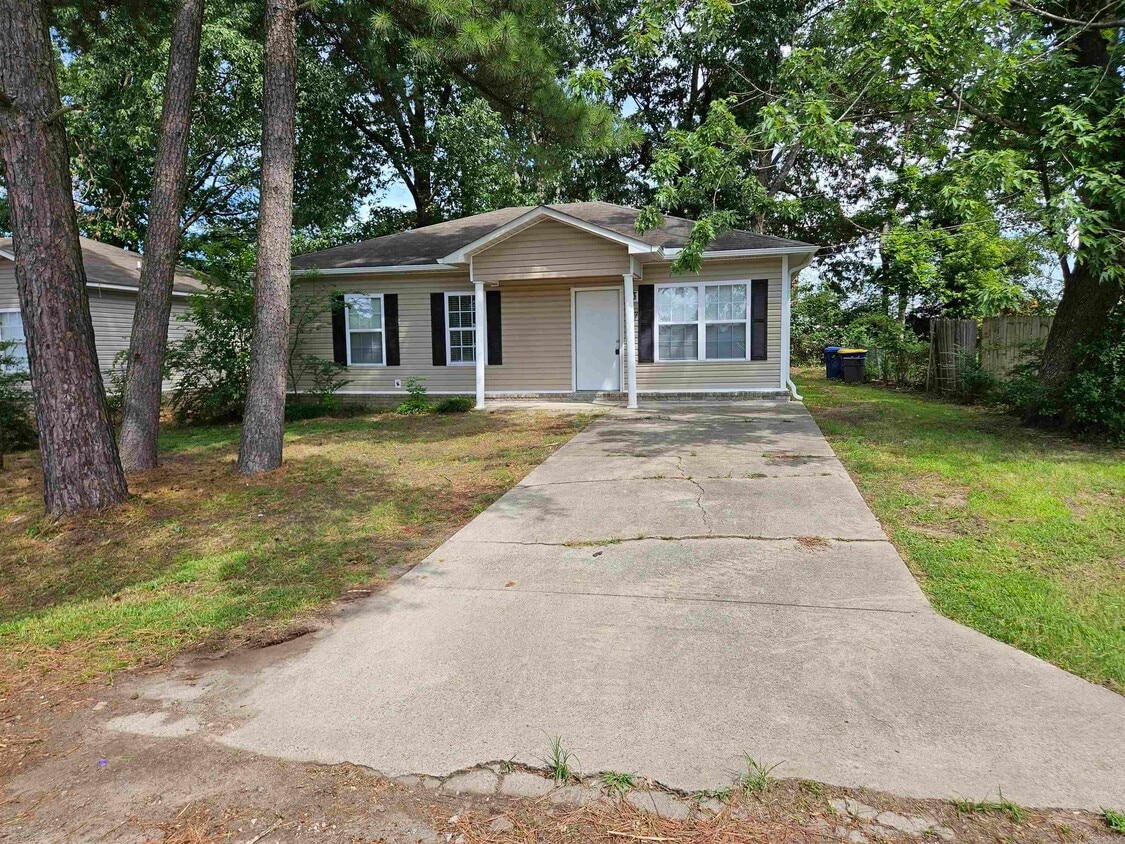 Primary Photo - 507 N Jackson St