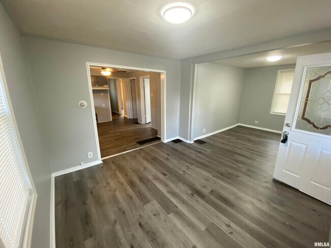 Foto del edificio - 230 Derby St