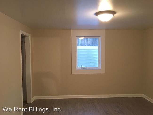 Building Photo - 1 br, 1 bath House - 315 1/2 5th Street West