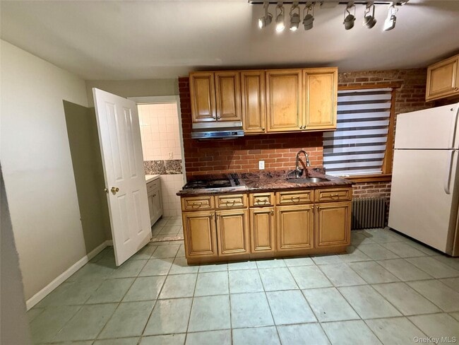 Foto del edificio - 57-41 58th St