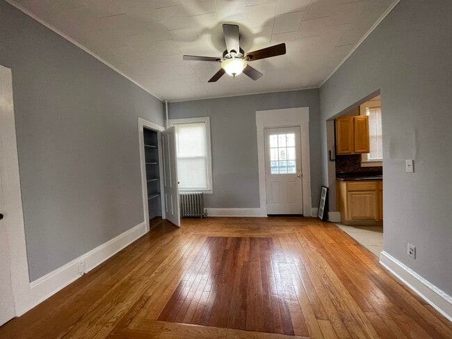 Building Photo - 41 Winfield Ave