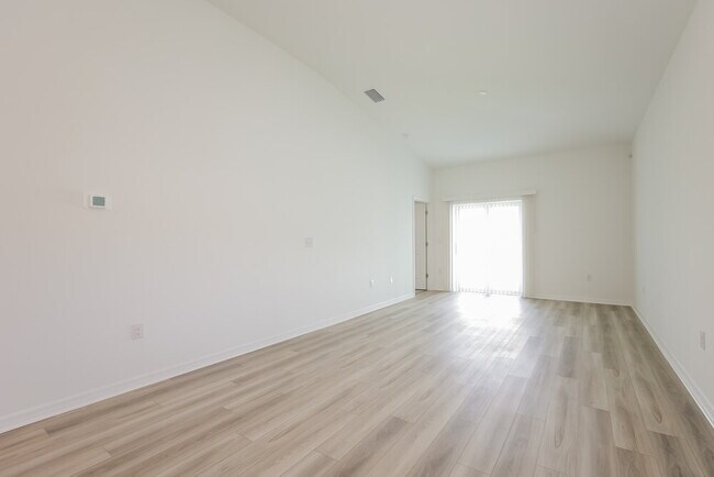 Building Photo - 43063 Wild Indigo Rd