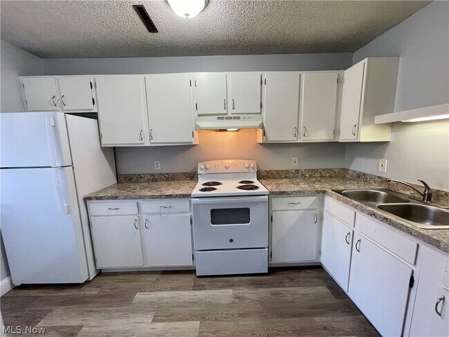 Foto del edificio - 2605 Terrace Ave