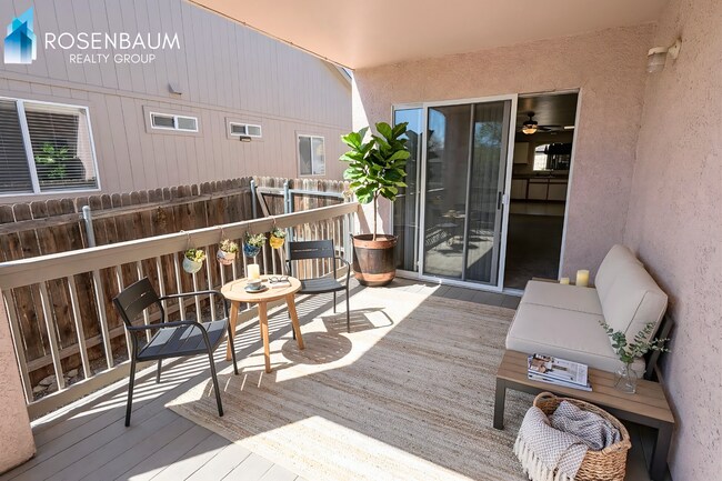 Foto del edificio - Beautiful 2-bedrooms, 2-baths duplex in Prescott Valley!