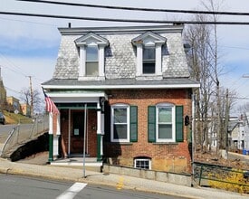 Building Photo - 45 White St