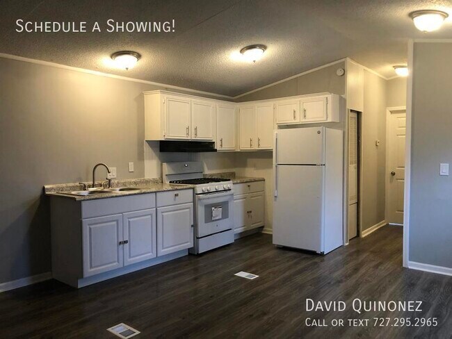 Building Photo - Rental Prices at: $580 Move in Special! (O...