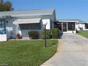 Building Photo - 6 Aztec Lily Ln