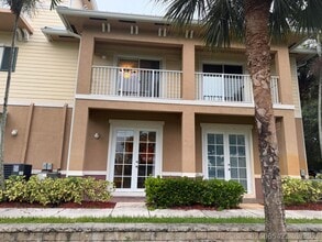 Building Photo - 4673 SW 75th Way