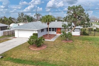 Building Photo - 5221 Lemon Bay Dr