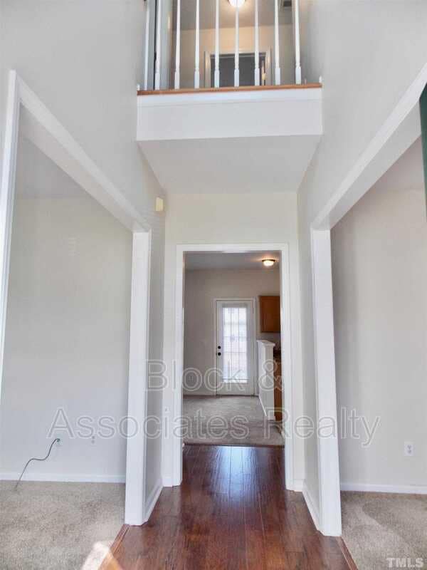 Primary Photo - 201 Capello Ct